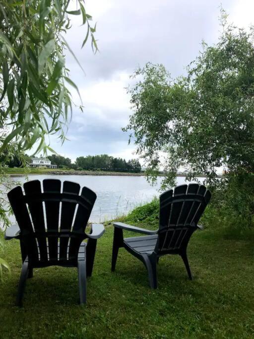 Year- Round Waterfront 2-Bedroom In Shediac Exterior photo