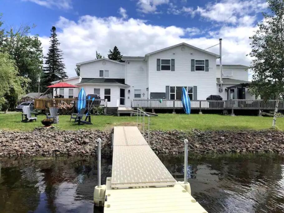 Year- Round Waterfront 2-Bedroom In Shediac Exterior photo